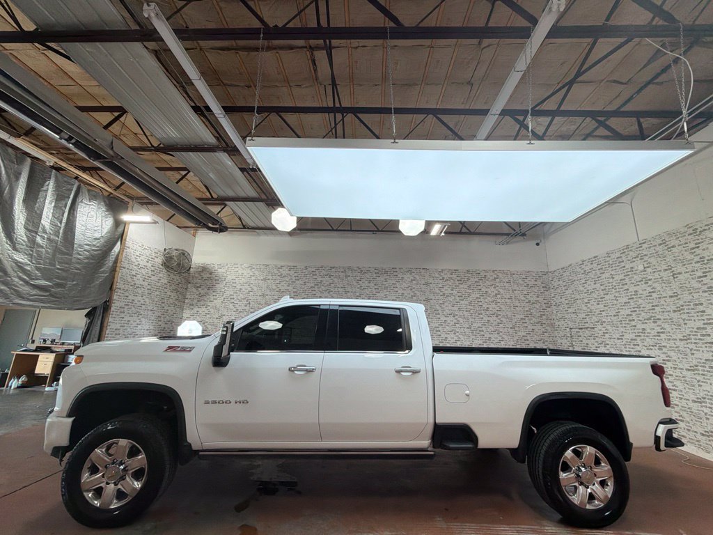 Used 2022 Chevrolet Silverado 3500 LTZ w/ Z71 Chrome Sport Edition AWD/4WD image 4