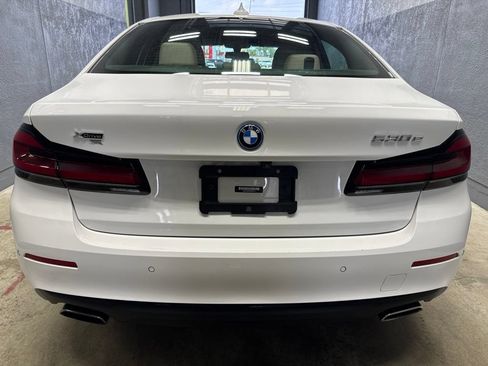 Used 2023 BMW 530e xDrive w/ Premium Package AWD/4WD image 11