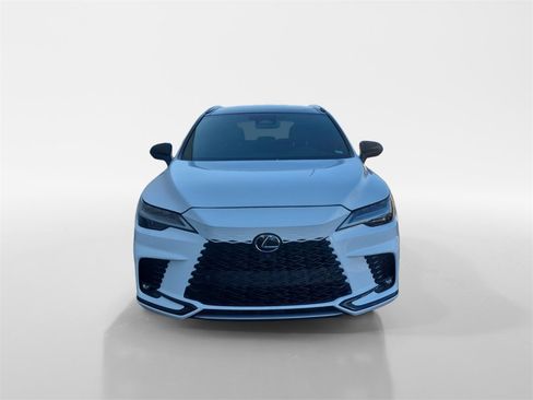 Used 2023 Lexus RX 500h F Sport image 8