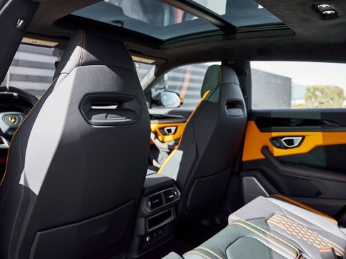 Used 2024 Lamborghini Urus S image 39