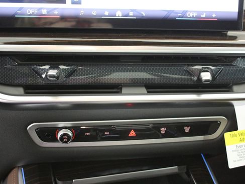 New 2026 BMW X5 xDrive50e w/ M Sport Package image 17