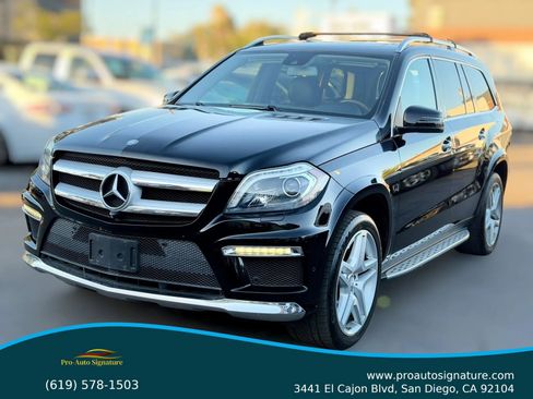 Used 2015 Mercedes-Benz GL 550 4MATIC image 1