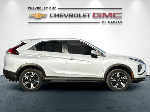 Used 2024 Mitsubishi Eclipse Cross SE image 2