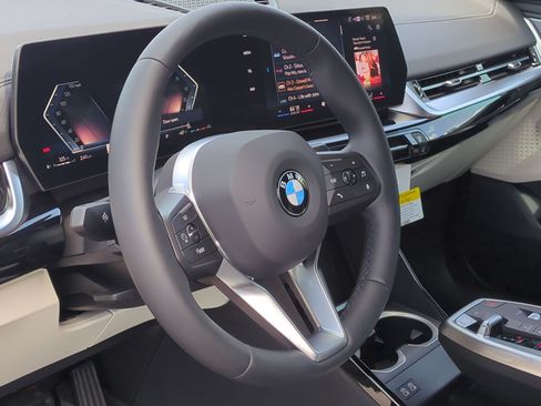 New 2026 BMW X2 xDrive28i w/ Convenience Package AWD/4WD image 18