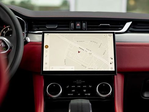 New 2026 Jaguar F-PACE R-Dynamic S image 18