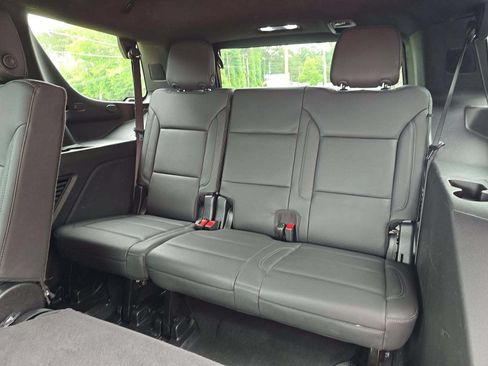 Used 2026 Chevrolet Tahoe Z71 AWD/4WD image 13