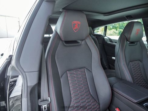 Used 2024 Lamborghini Urus S AWD/4WD image 56