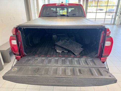 Certified 2024 GMC Canyon AT4 w/ AT4 Premium Package AWD/4WD image 40