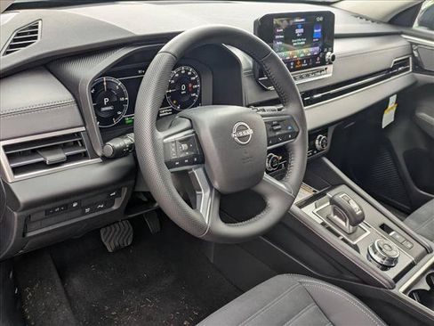 New 2026 Nissan Rogue SL AWD/4WD image 3