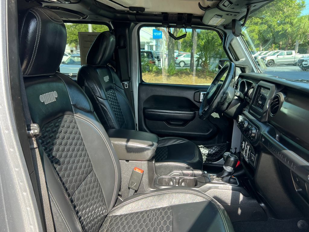 Used 2018 Jeep Wrangler Unlimited Sport S AWD/4WD image 20