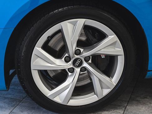 Used 2022 Audi S4 Premium w/ Convenience Package image 7