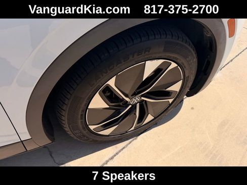 Used 2021 Volkswagen ID.4 Pro S w/ ID.4 Protection Package RWD image 5