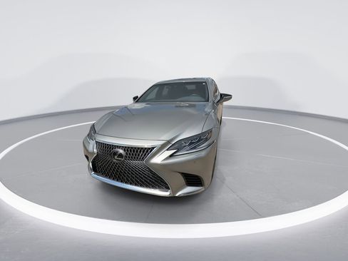 Used 2019 Lexus LS 500 AWD w/ Interior Upgrade Package image 4