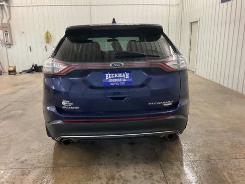 Used 2016 Ford Edge Titanium w/ Technology Package FWD image 4