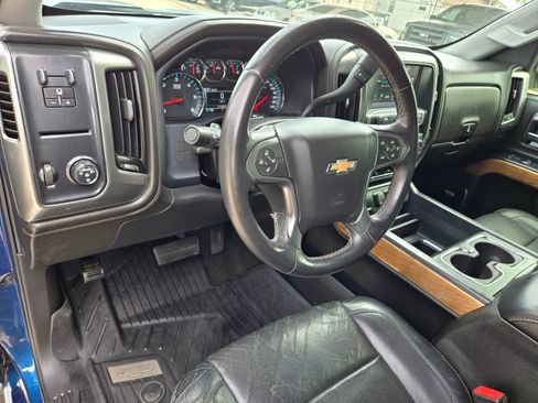 Used 2018 Chevrolet Silverado 1500 LTZ w/ Texas Edition RWD image 10