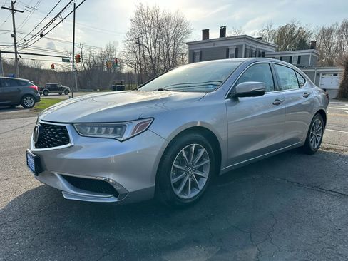 Used 2018 Acura TLX w/ Technology Package image 3