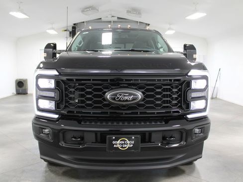 New 2026 Ford F250 Lariat w/ Black Appearance Package image 2