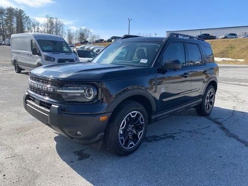 New 2025 Ford Bronco Sport Outer Banks w/ Outer Banks Tech Package+ image 4