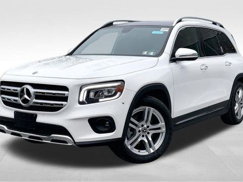 Used 2020 Mercedes-Benz GLB 250 4MATIC image 2