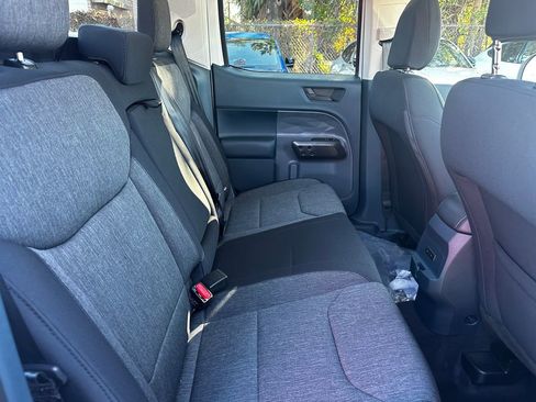 New 2025 Ford Maverick XLT w/ Black Appearance Package image 31