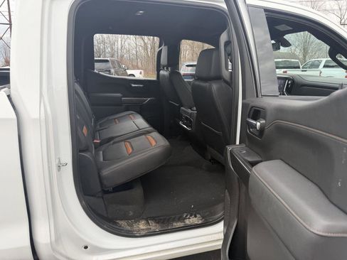 Used 2021 GMC Sierra 1500 AT4 w/ AT4 Preferred Package image 17