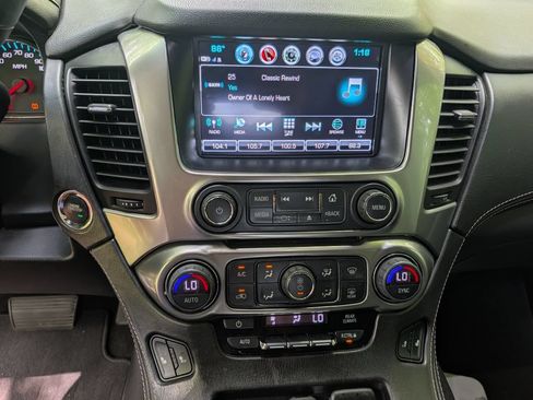 Used 2018 Chevrolet Tahoe LT AWD/4WD image 15