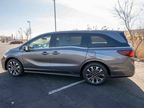 New 2026 Honda Odyssey Elite image 4