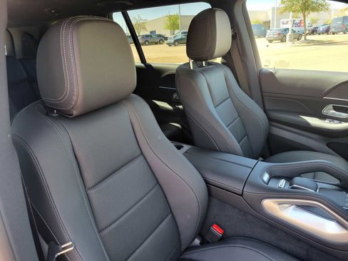 New 2025 Mercedes-Benz GLS 450 4MATIC image 22