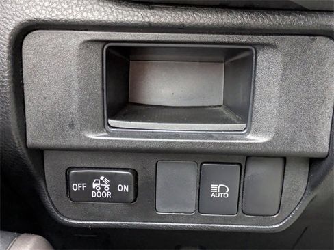 Used 2019 Toyota Tacoma SR5 image 24