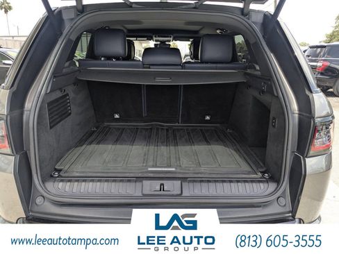 Used 2018 Land Rover Range Rover Sport HSE Dynamic image 12