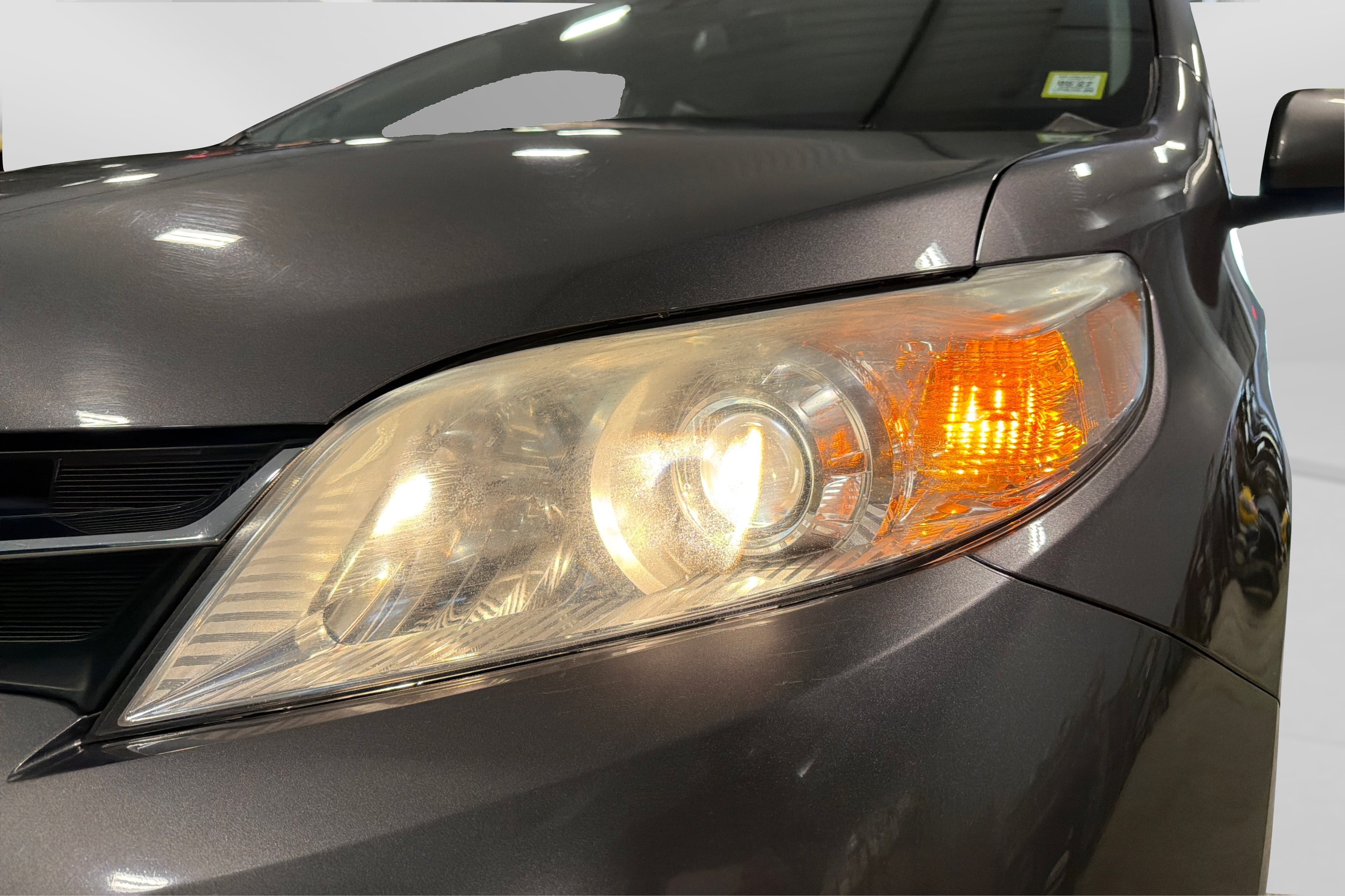 Used 2019 Toyota Sienna LE FWD image 13