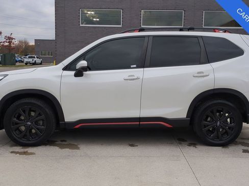 Used 2019 Subaru Forester Sport image 2