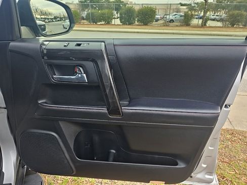 Used 2024 Toyota 4Runner TRD Off-Road image 34