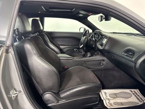 Used 2018 Dodge Challenger GT w/ GT Interior Package image 14