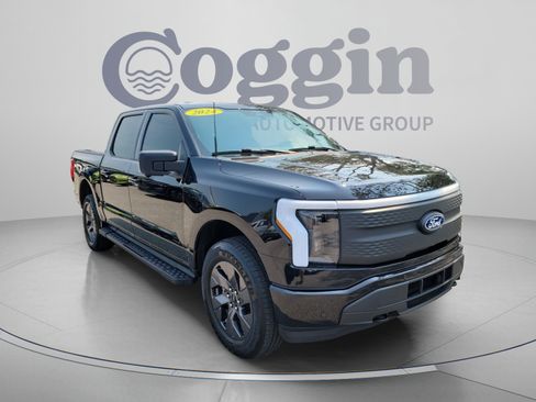 Used 2024 Ford F150 Lightning Flash AWD/4WD image 4