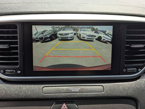 Used 2022 Kia Sportage Nightfall Edition FWD image 28