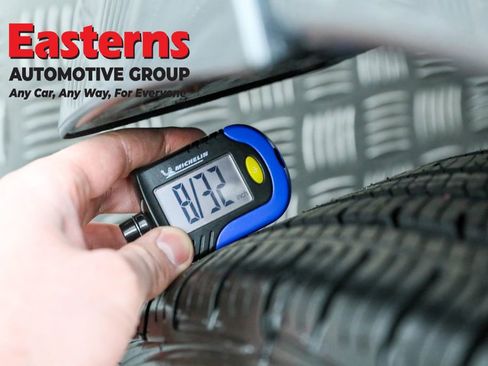 Used 2022 Nissan Leaf S image 28