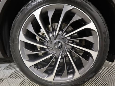 Used 2020 Lincoln Aviator Reserve w/ Equipment Group 202A image 32