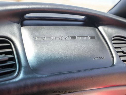 Used 1999 Chevrolet Corvette Coupe w/ Memory Pkg RWD image 39