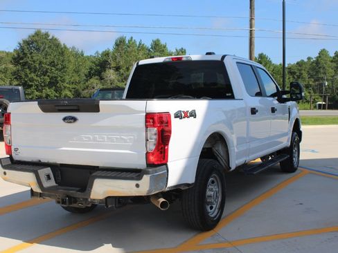 Used 2022 Ford F250 XL w/ Power Equipment Group AWD/4WD image 3