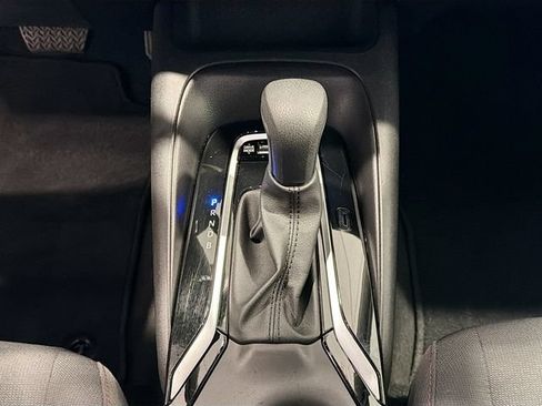 Certified 2025 Toyota Corolla SE FWD image 14