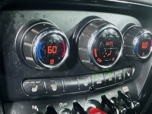 Used 2022 MINI Cooper Clubman John Cooper Works image 16