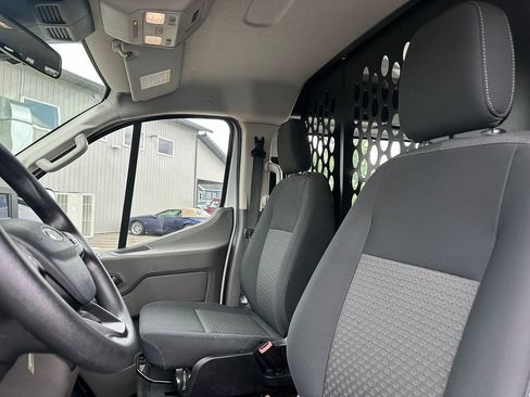 Used 2025 Ford Transit 250 Low Roof w/ Exterior Upgrade Package RWD image 27