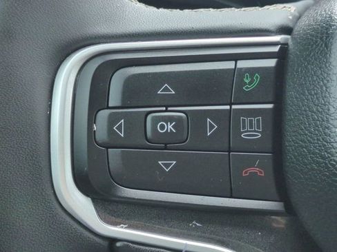 Used 2023 Jeep Wagoneer 4WD w/ Premium Group I image 26