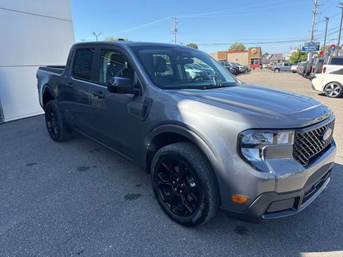 New 2025 Ford Maverick XLT w/ XLT Luxury Package image 4