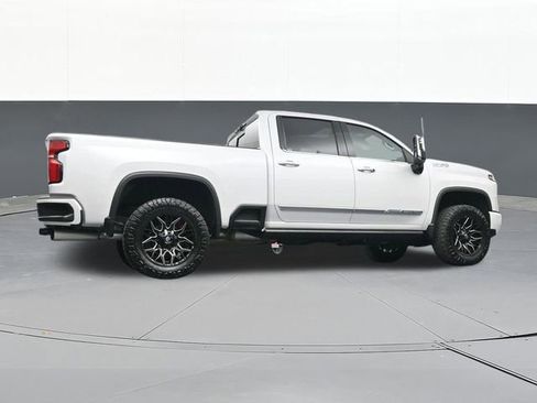 Used 2024 Chevrolet Silverado 2500 High Country w/ Technology Package AWD/4WD image 52