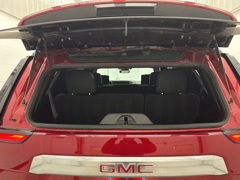 Used 2023 GMC Yukon Denali image 6