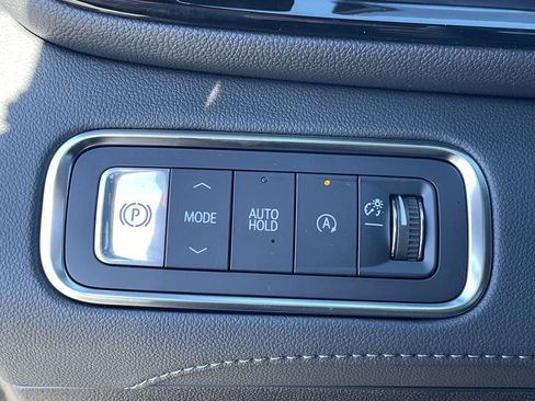 New 2026 Buick Enclave Sport Touring image 18