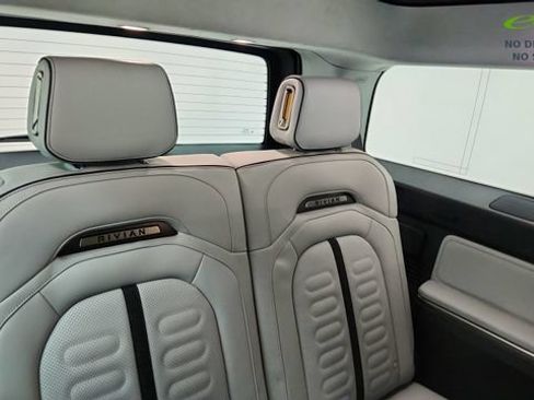 Used 2024 Rivian R1S Adventure AWD/4WD image 29