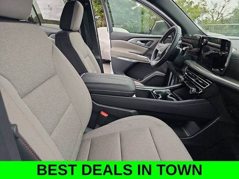New 2026 Chevrolet Traverse LT w/ Midnight/Sport Edition FWD image 10